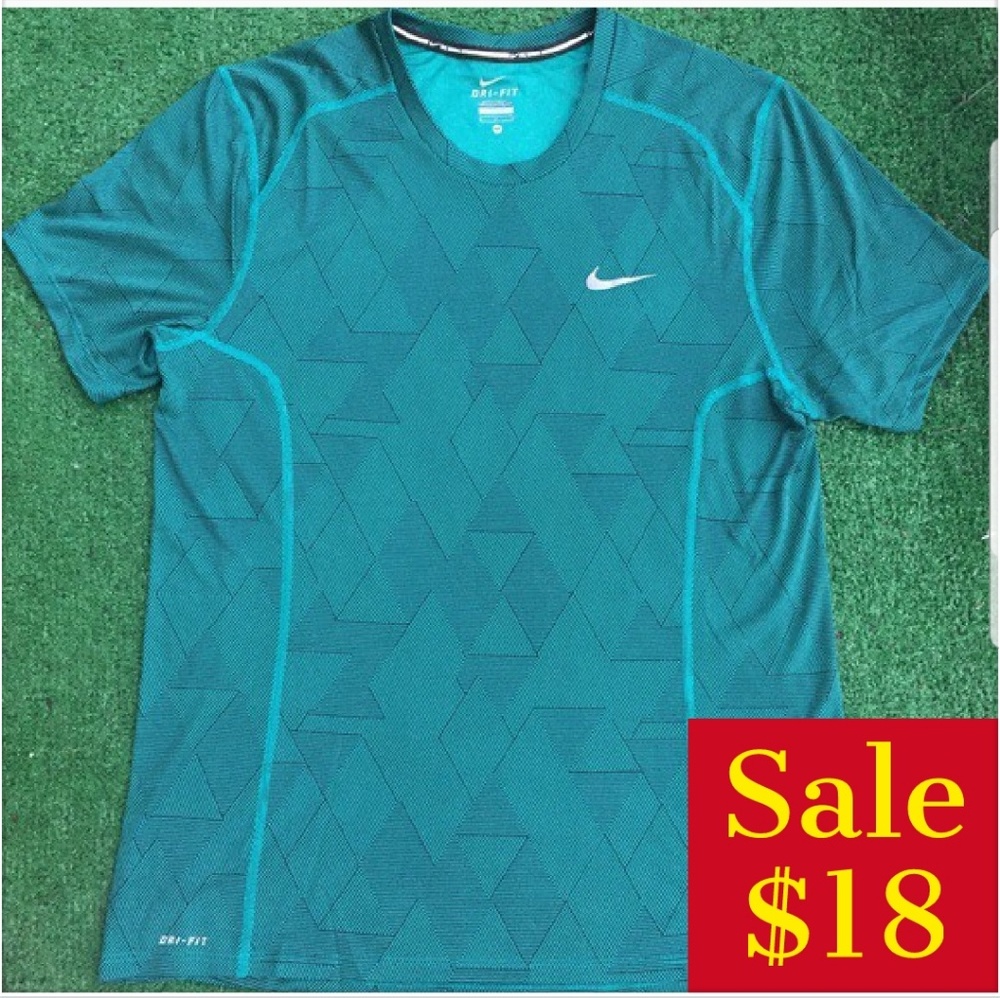Men's Nike tee Dri fit stay cool